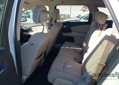 2014 Dodge Journey Sxt z USA, uszkodzony, nr VIN 3C4PDCBG4ET127004